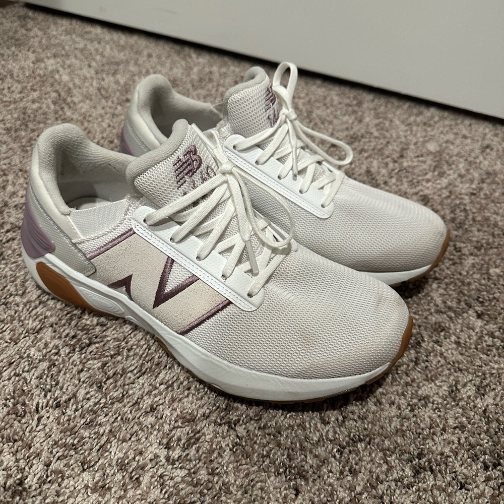 New Balance Women's White and Lavender Sneakers